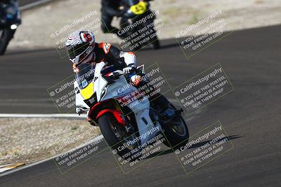 media/Sep-20-2025-TrackDaz (Sat) [[27f0cde673]]/B Group/1020am (Turn 3)/